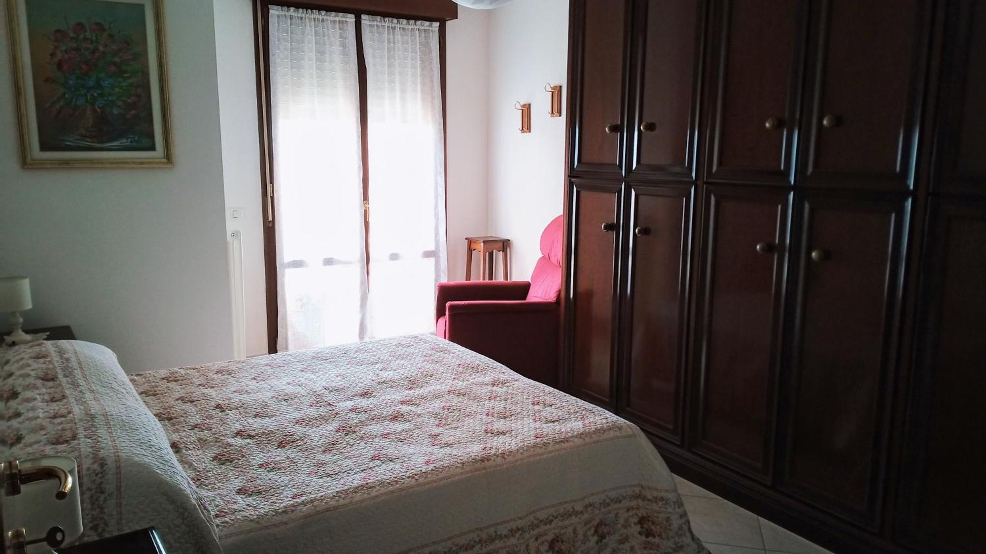 Appartamento Che Vista! Affittacamere Mombaroccio Luaran gambar